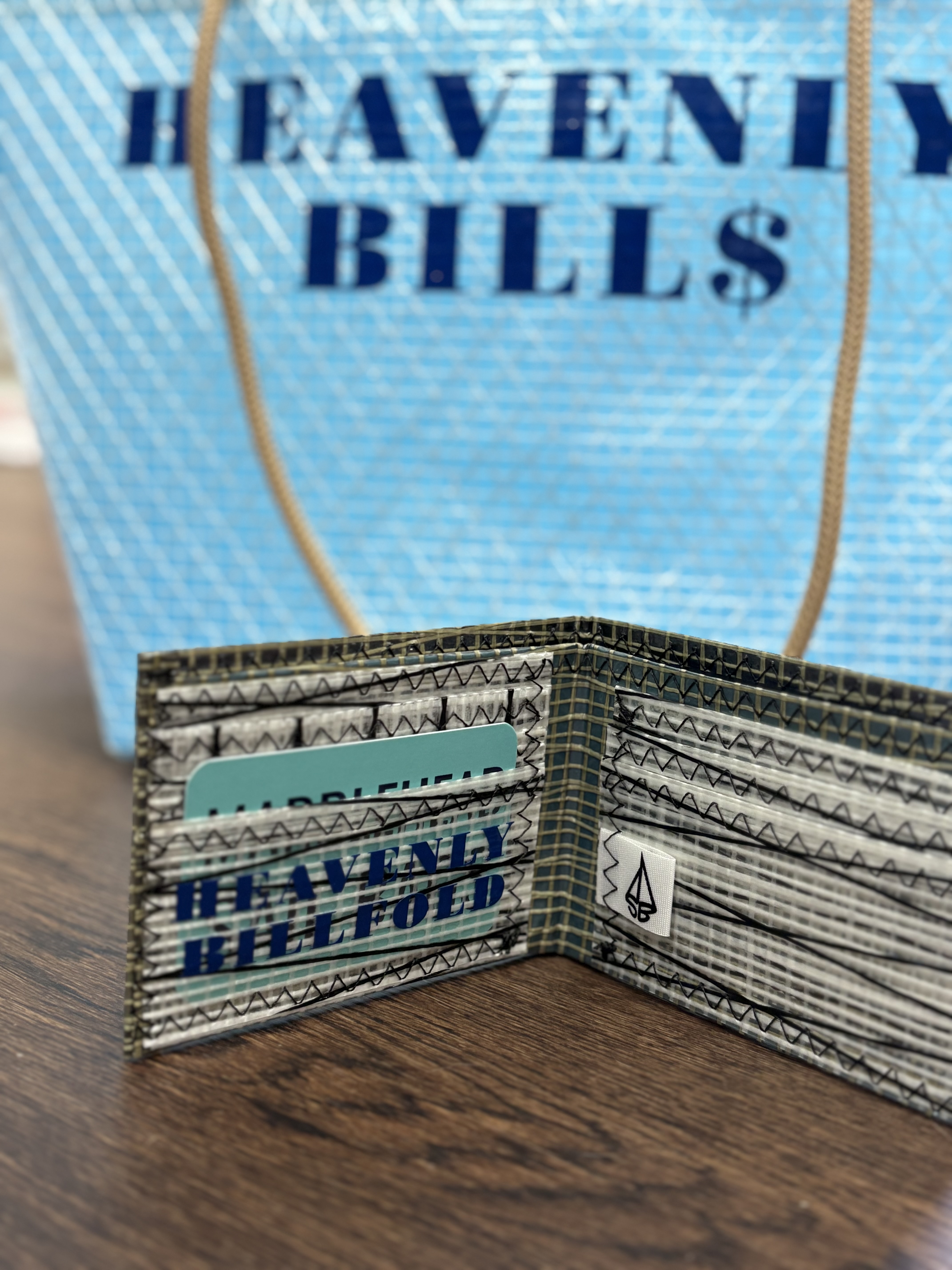 Heavenly Bills tote and billfold